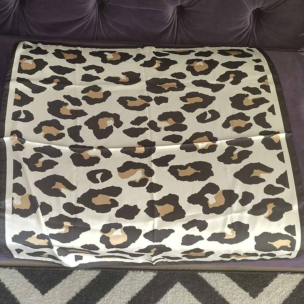 🆕Leopard Print Fabric Scarf/Wrap 2.5Wx2.8LNIP